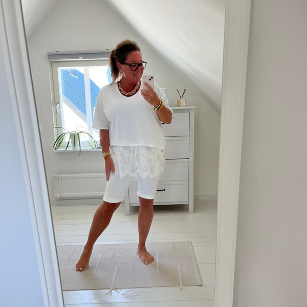 Magiska shorts med knappar vit