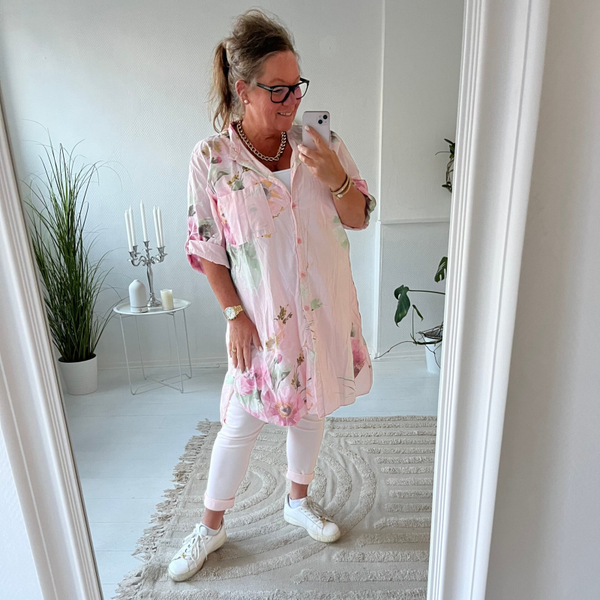 Blommig långskjorta rosa