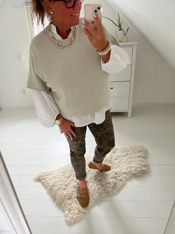 Magisk byxa små blommig brun