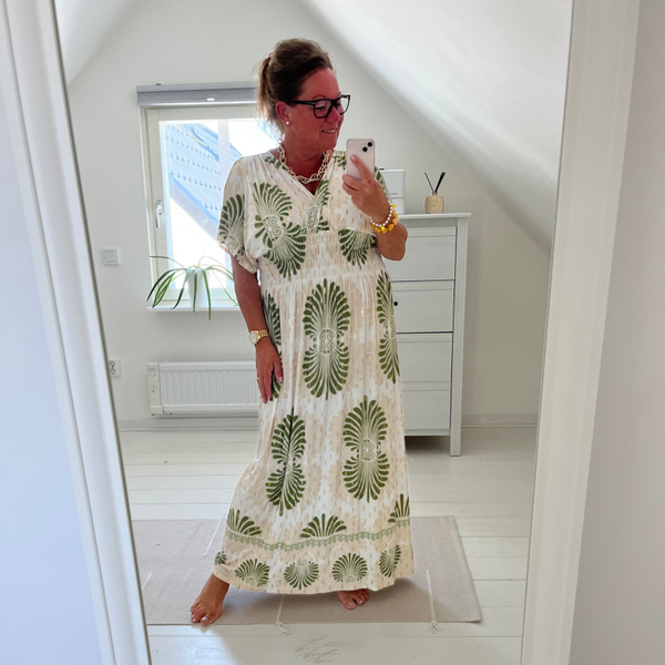 Magisk klänning lång grön