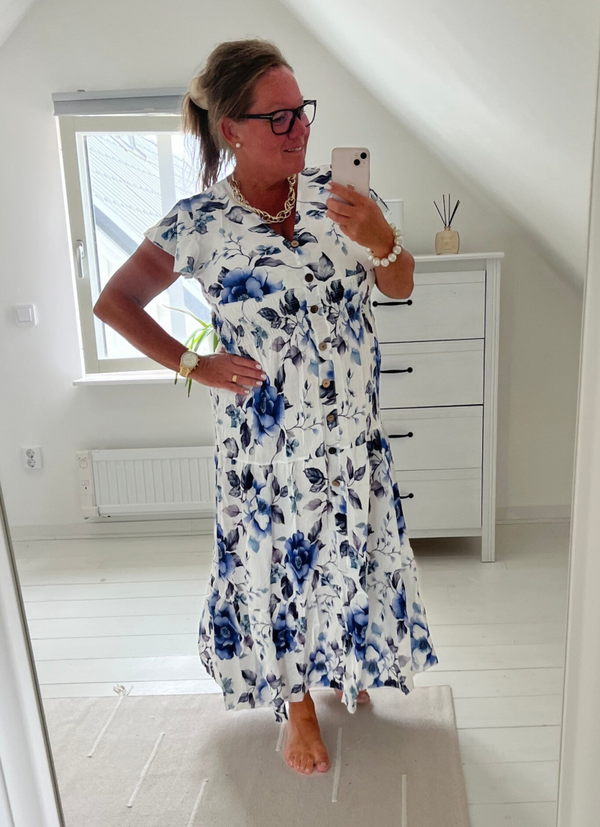 Sommarklänning blå blommor