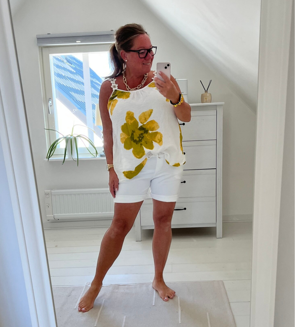 Blommigt linne gul