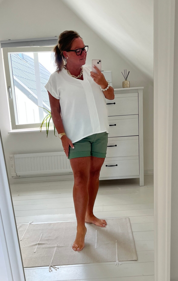Magiska korta shorts khaki
