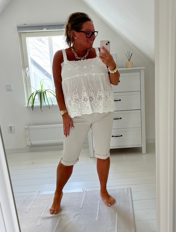 Magiska capri shorts  beige