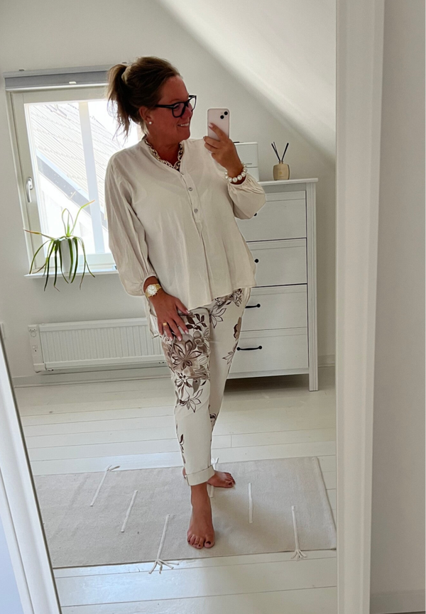 Magisk byxa mönster beige