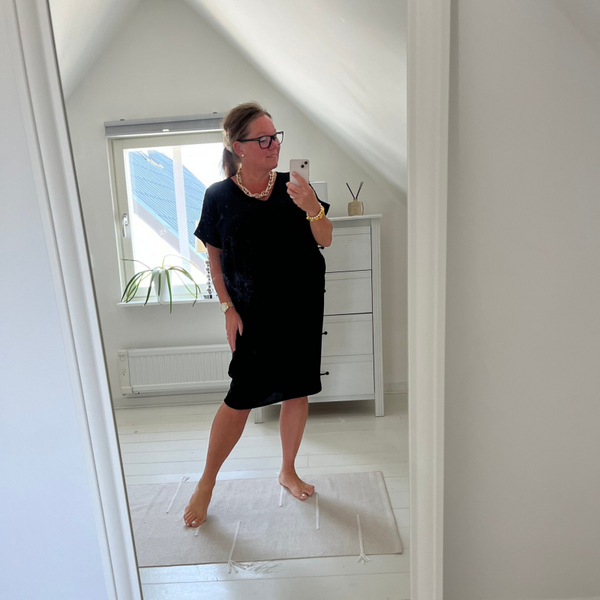 Klänning rak svart