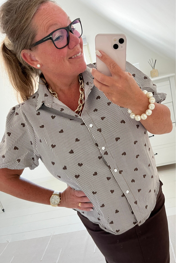 Blus Hjärta brun