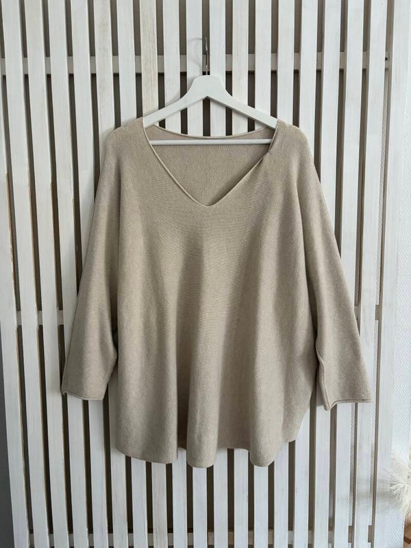 Mjuk stickad beige