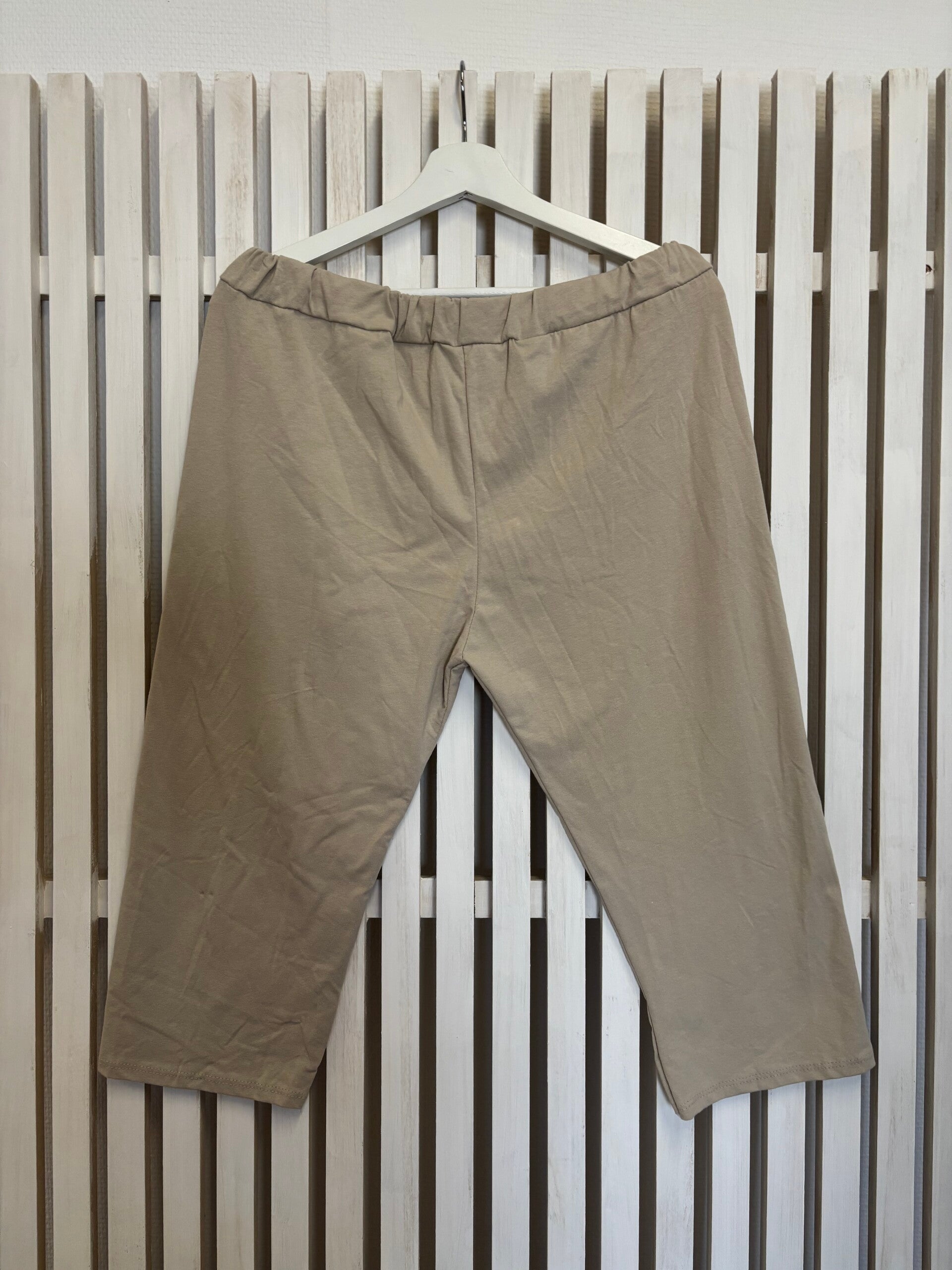 Snyggmjukis capribyxa beige