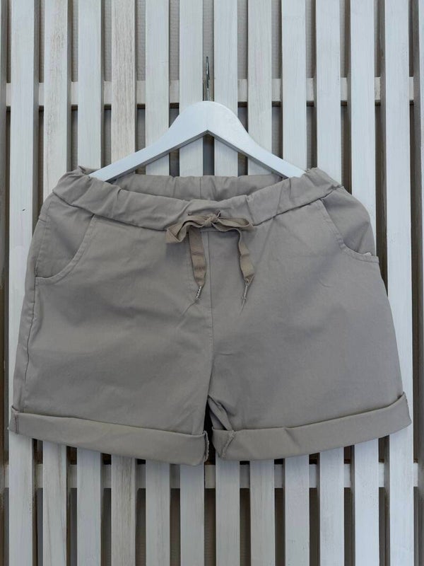 Magiska korta shorts beige