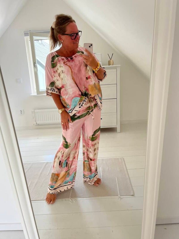 Mönstrad blus rosa