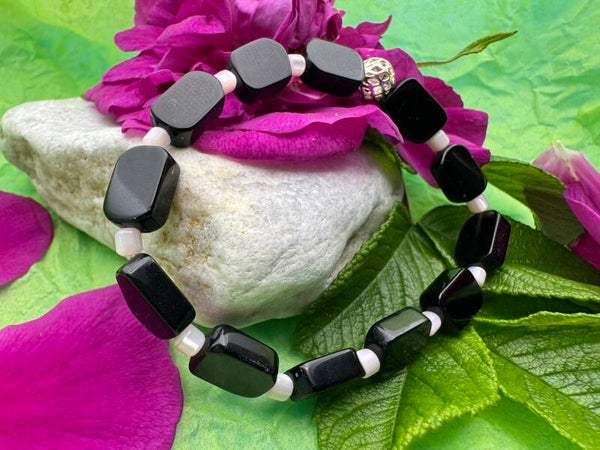Sentrering armbånd i Obsidian og perlemor