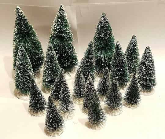 LOT 19 Mini GREEN Miniature Sisal Bottle Brush Snow Flocked Xmas Christmas Trees 2"-5" tall