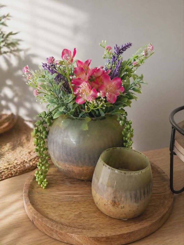 Set met kunstbloemen - oudgroen