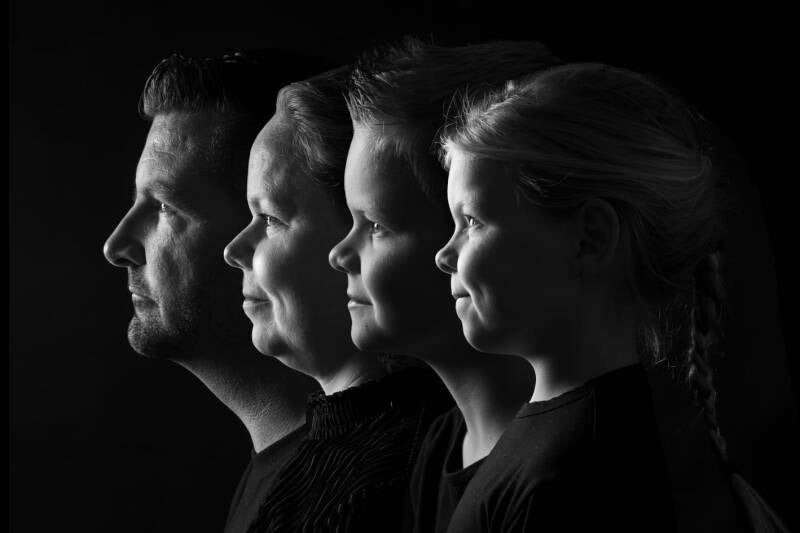 Bart, Jony, Cas en Tess Roeffen