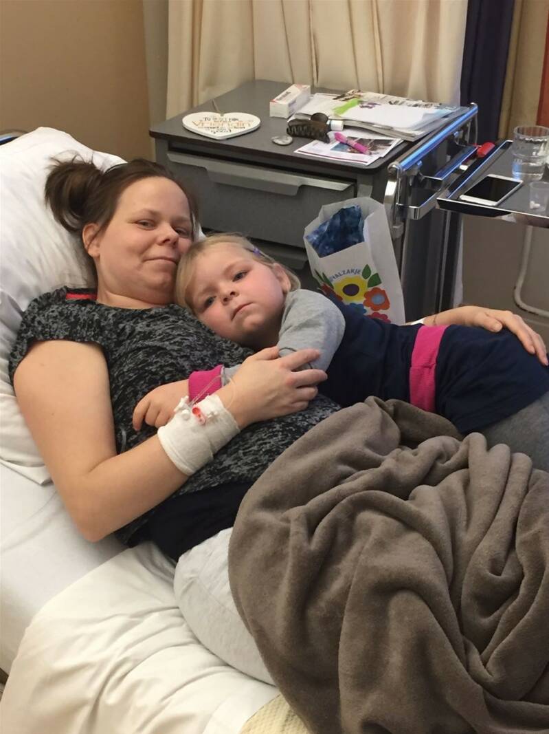 Knuffel moment met Tess