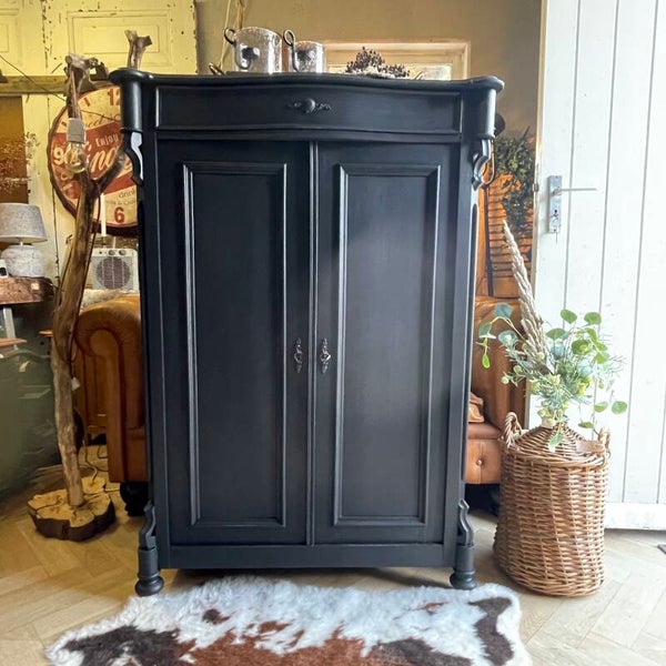 Meidenkast (Offblack) (VERKOCHT)