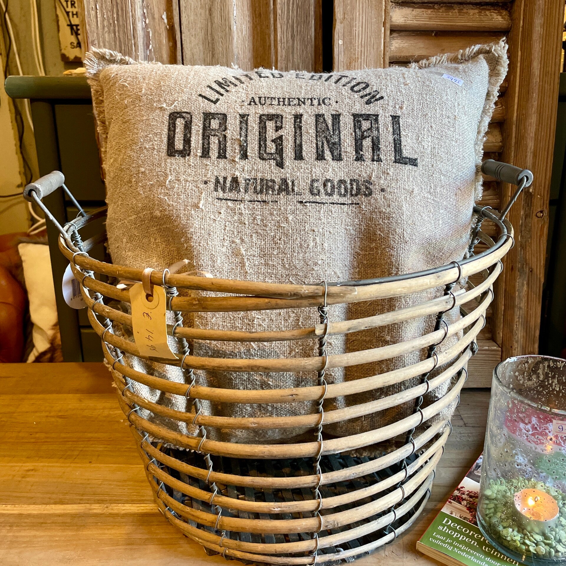 Leuke draadmand rotand/ijzer