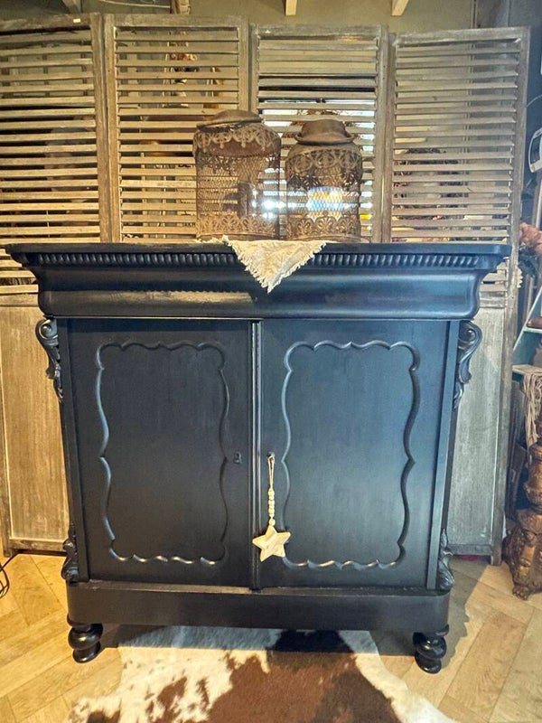 Offblack  Biedermeier meidenkast