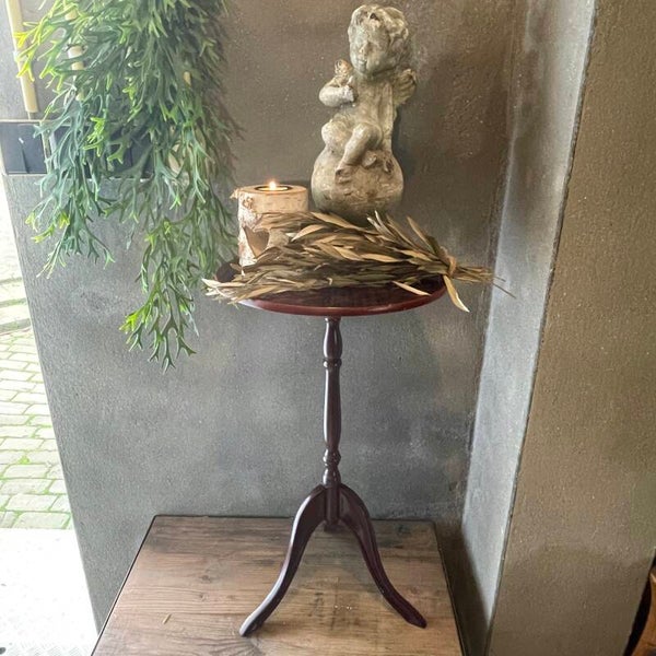 Tafeltje - wijntafeltje