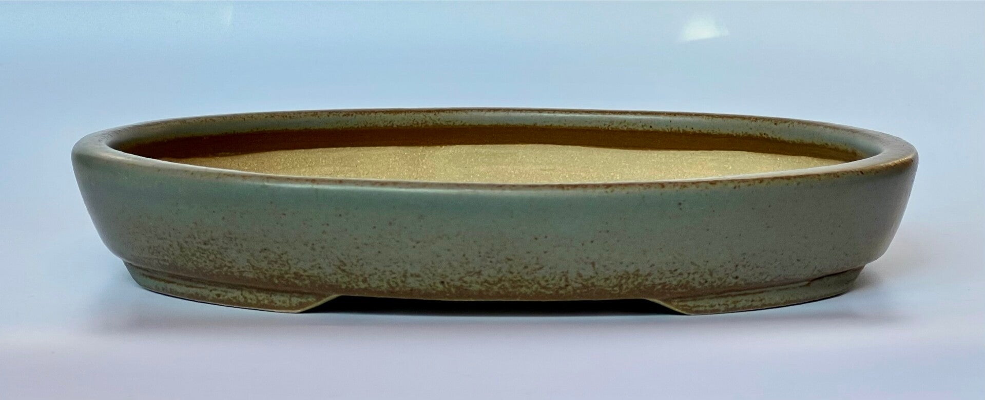 41. Ovale gris marron 26x21,5x4