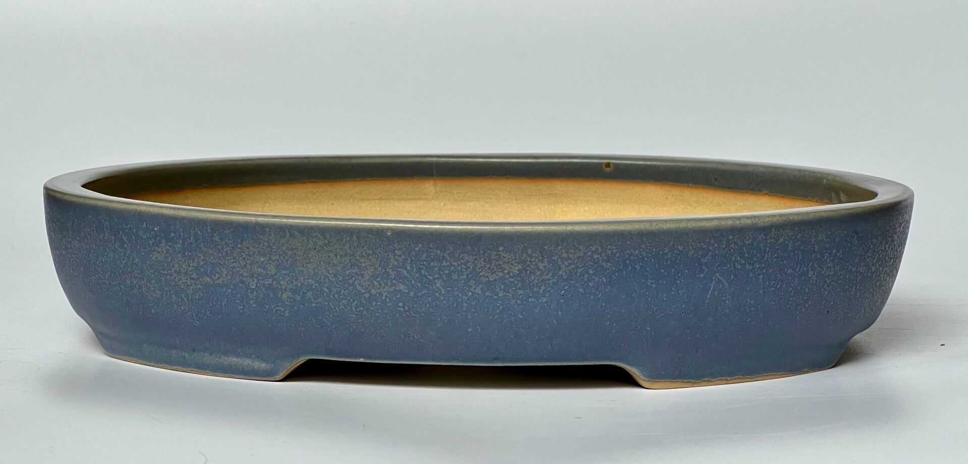 65. Ovale bleu cristallisé 25x20,5x4,5