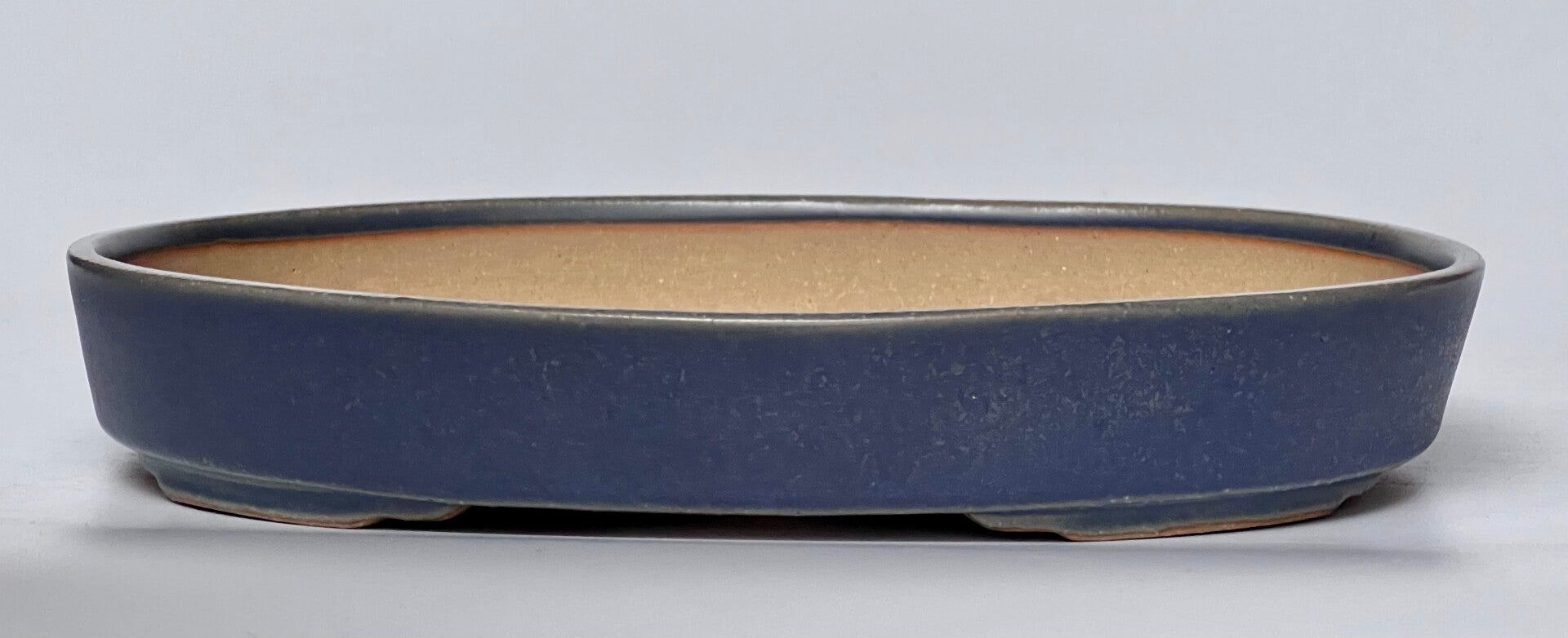 69. Ovale bleu cristallisé 22,5x18,5x3,5