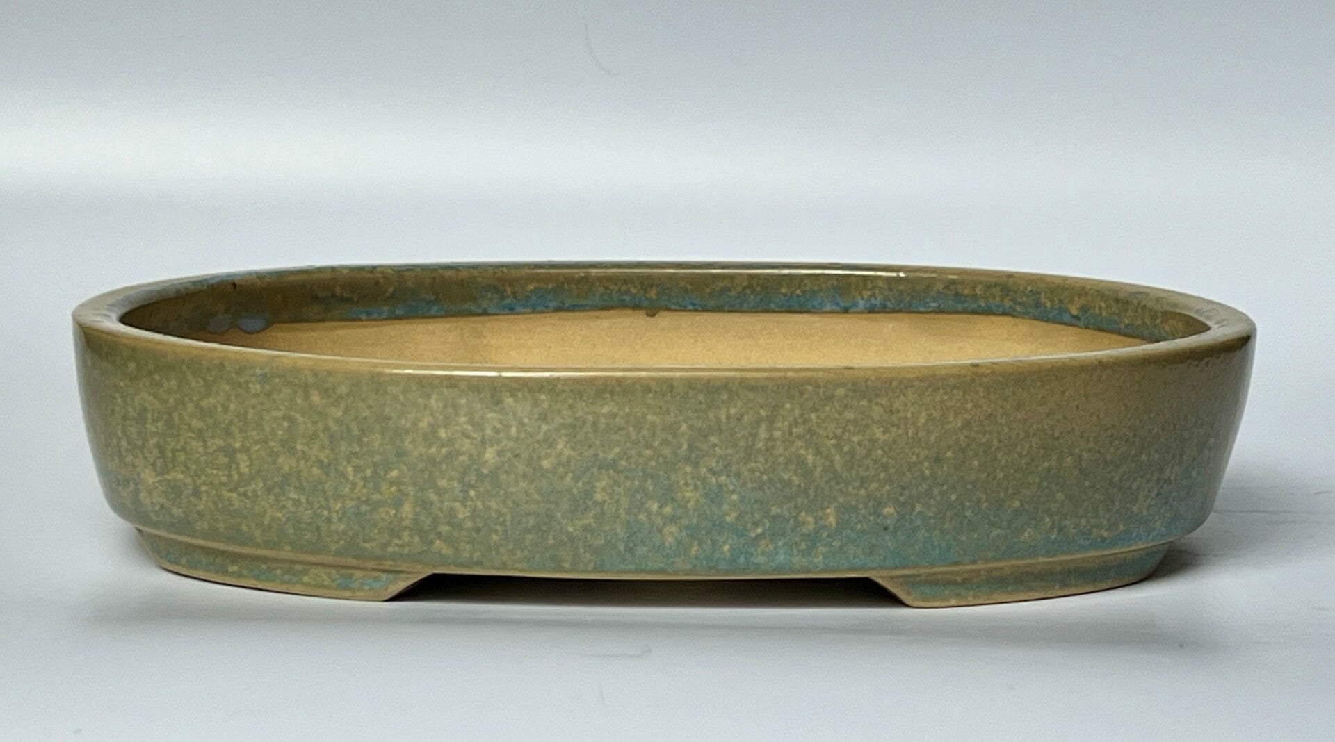 93. Ovale vert/bleu 23x19x4,5