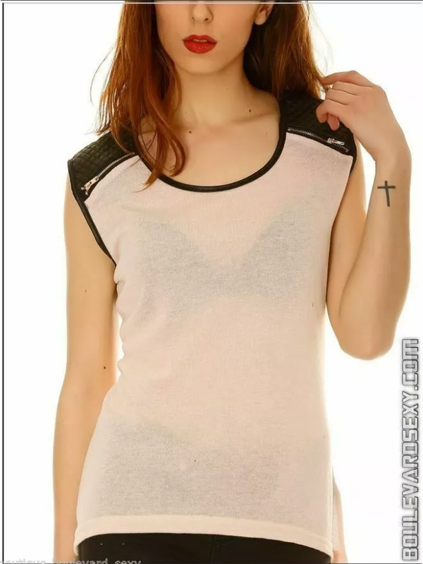 Top rose clair avec épaules en simili cuir & zip