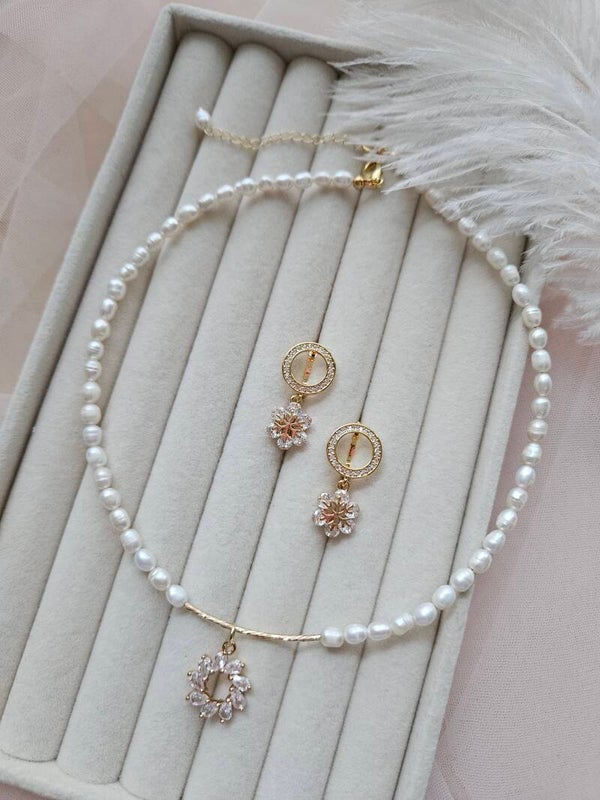 Smykkesett med ørepynt