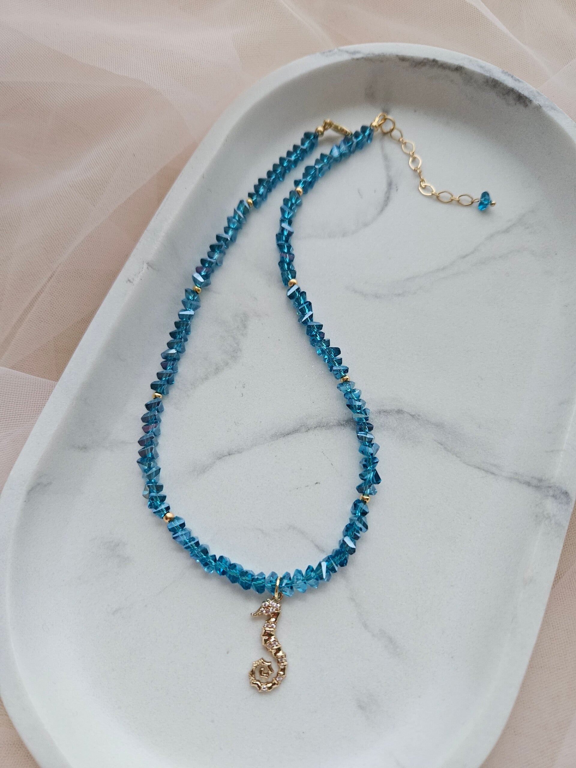 Halssmykke med sjøhest