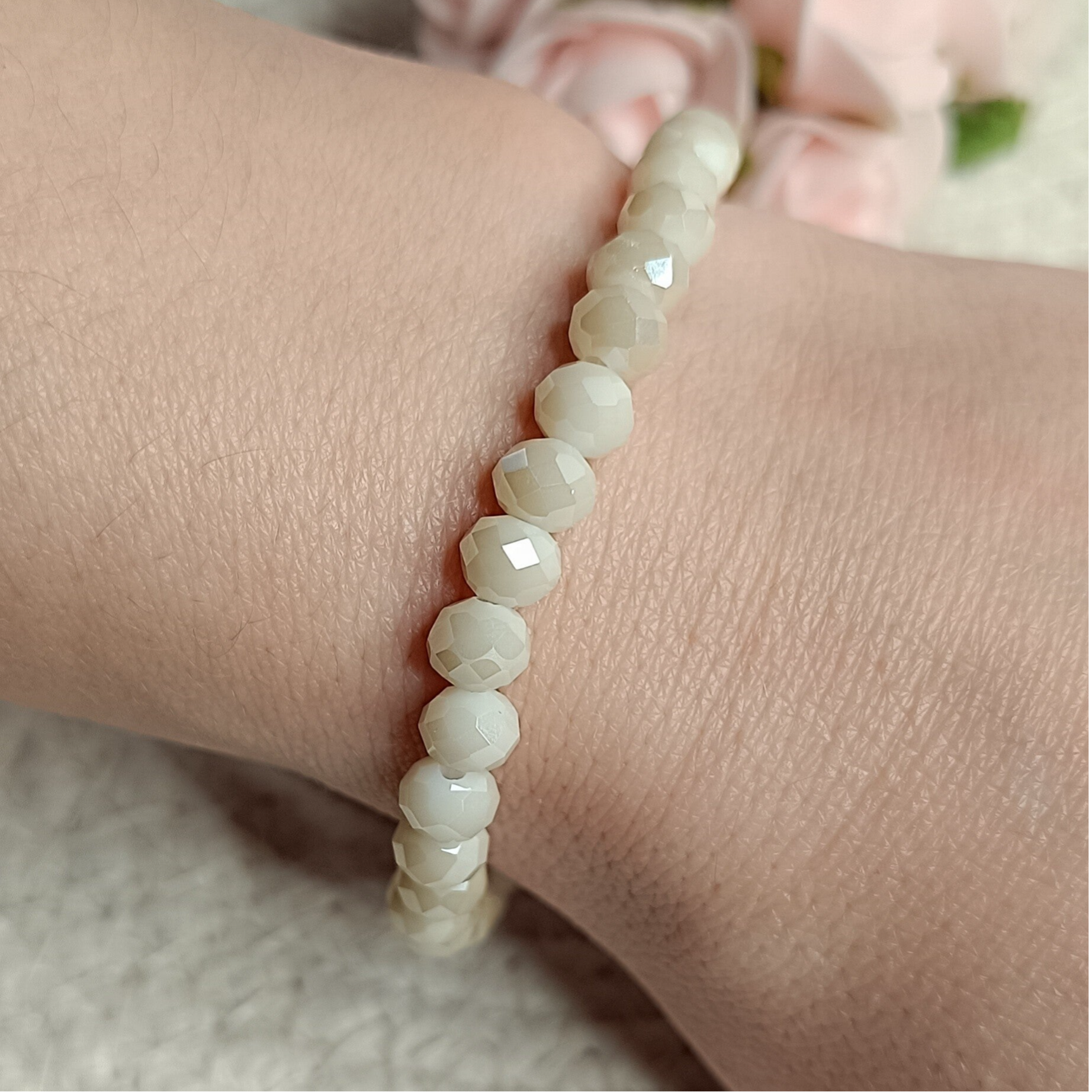 Ivory Pearl Facet Armband