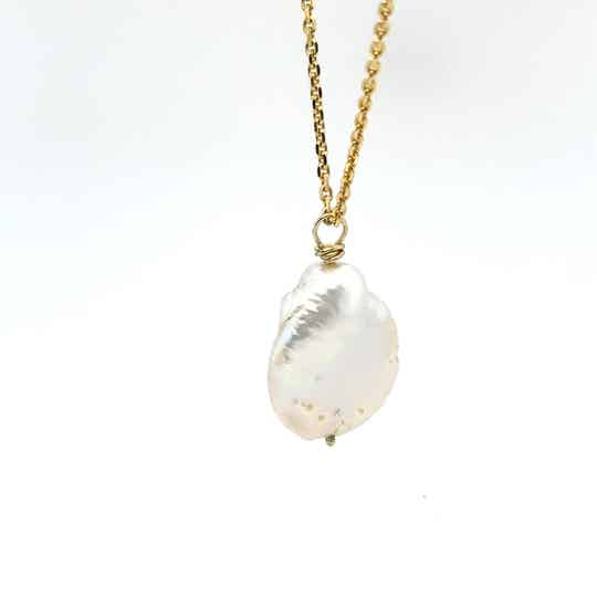 14 kt gouden ketting met barokparel
