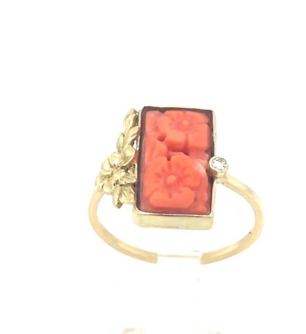 Koraal en diamant ring