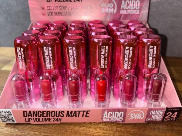 Rouges a levres dangerous Matte