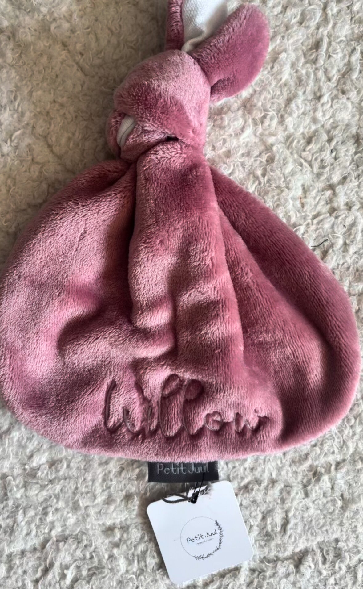 Geborduurd knoop konijn