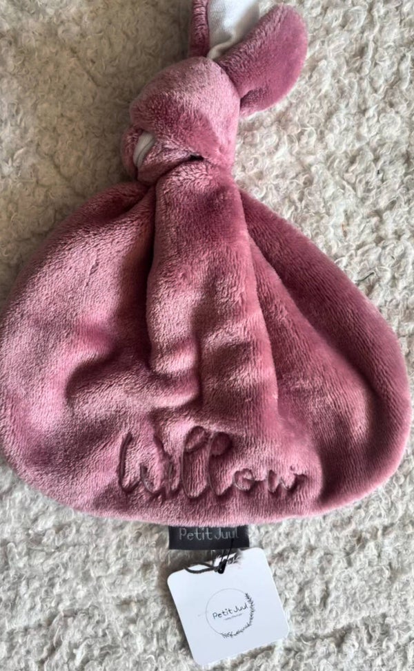 Geborduurd knoop konijn