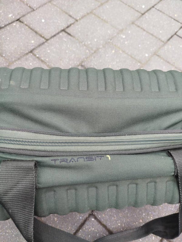 Avid Carp Transit 1 luggage