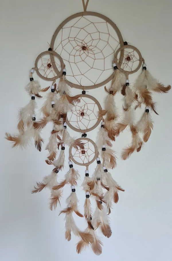 Dromenvanger 21 cm beige