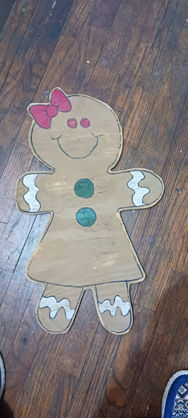 Gingerbread girl