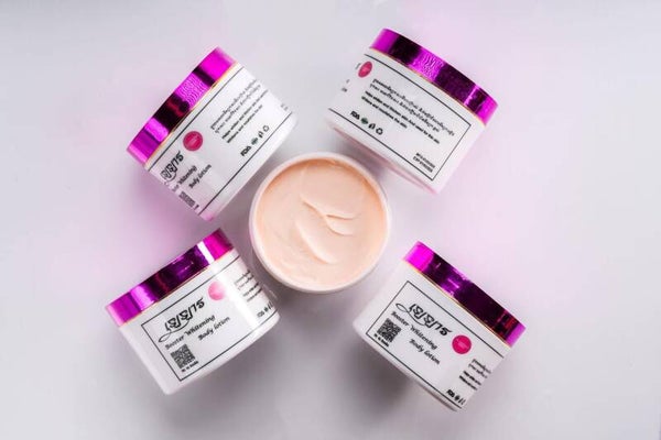 លេឡាវ Booster Whitening Body Lotion លេឡាវសរខ្លាំង 400g