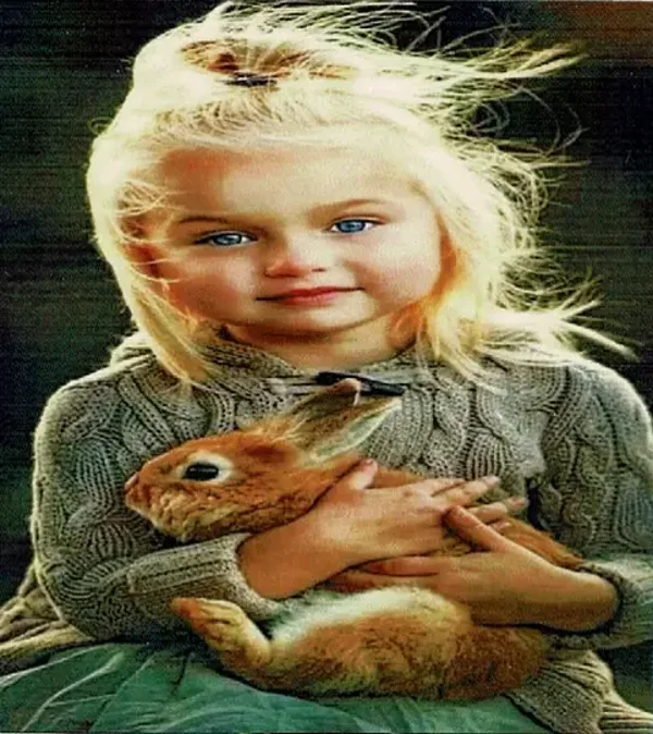Fille et lapin