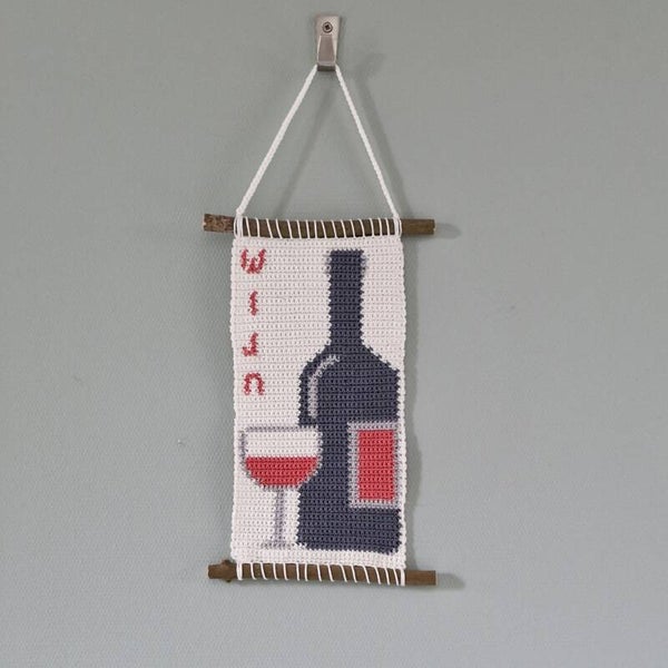 Linkshandig haakpatroon wandhanger 'wijn'