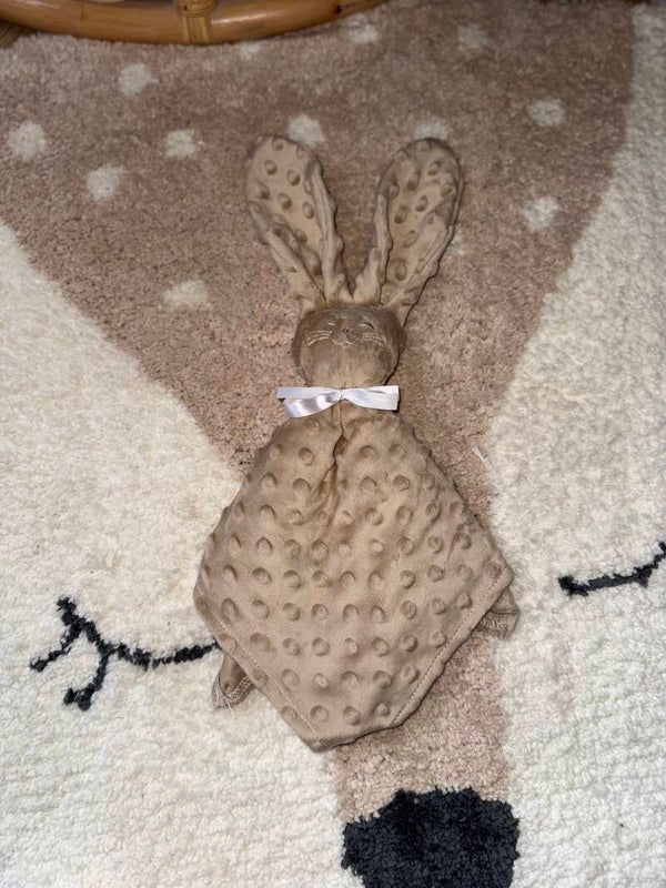 🐰 Doudou Lapin Tout Doux – Compagnon de Tendresse 💕