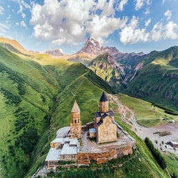 kazbegi-standard-14j404.jpg
