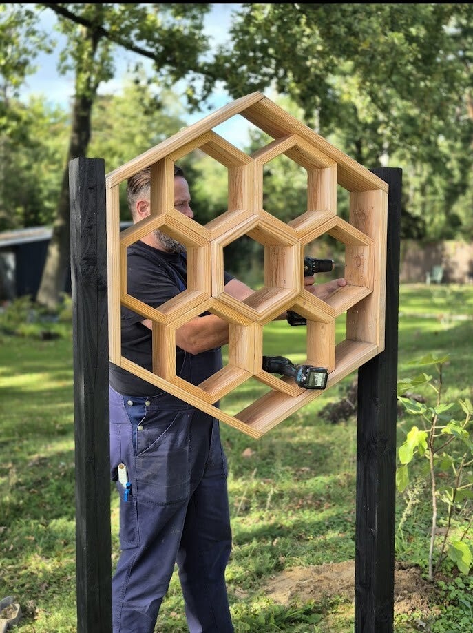bijenhotel-insectenhotel-op-palen-xl-3-standard.jpg