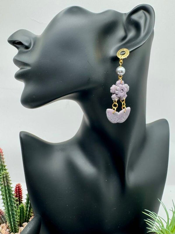 Violet Gray Flower Pearl Earrings
