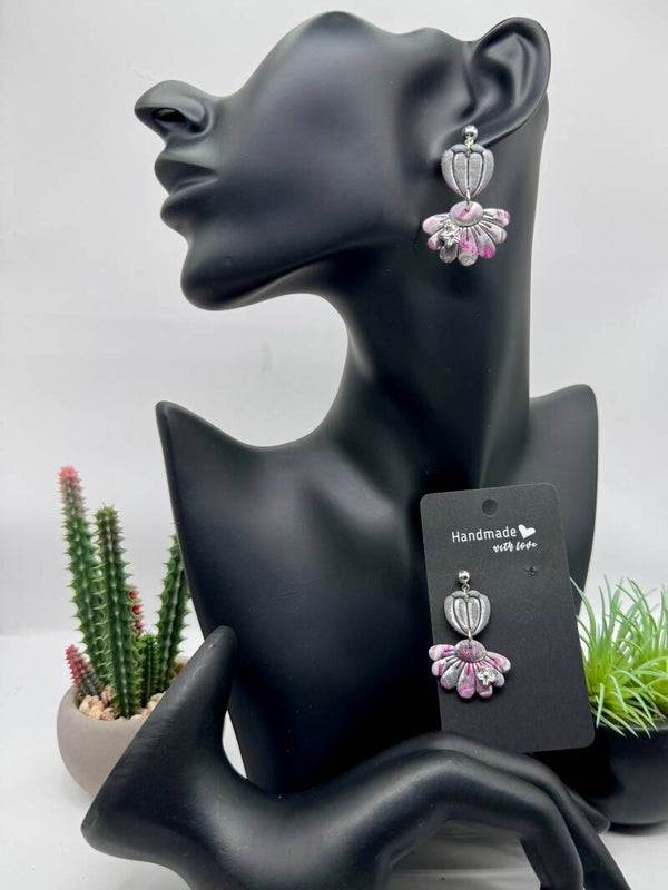 Gray, Silver & Pink Daisy Earrings