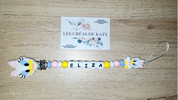 Attache Daisy