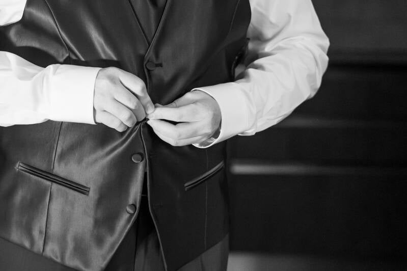 dettagli abito sposo matrimonio San Benedetto del Tronto